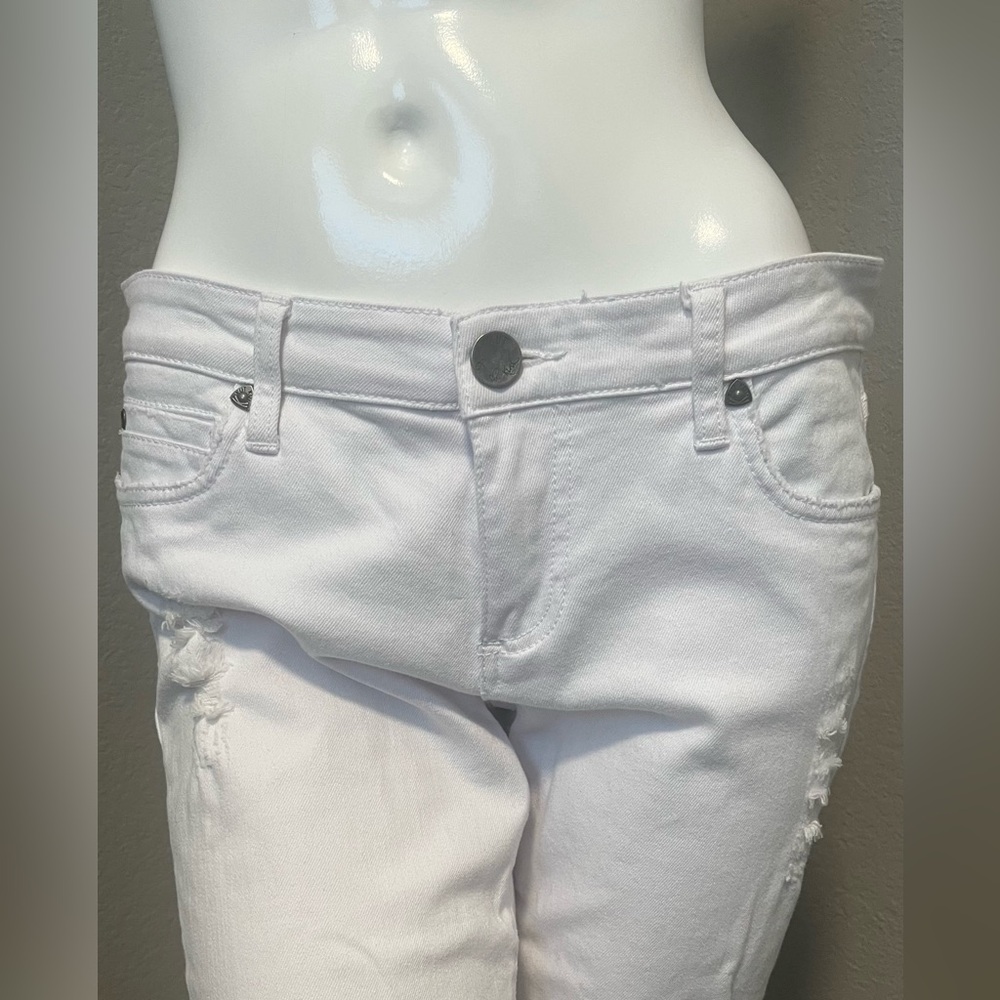 Kut from the Kloth Women’s White CATHERINE BOYFRIEND Distressed Jeans Size 6 - Picture 3 of 15